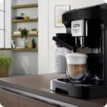 ⁦ماكينة تحضير قهوة متعددة ديلونجي Magnifica Evo اوتوماتيك بالكامل، بقوة 1100 وات، 15 بار، اسود - ECAM290.61.B⁩ - الصورة ⁦4⁩