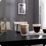 ⁦ماكينة تحضير قهوة متعددة اوتوماتيك ديلونجي Magnifica Start، بقوة 1450 وات، 15 بار، رمادي واسود - ECAM220.22.GB⁩ - الصورة ⁦7⁩