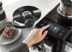 ⁦ماكينة تحضير قهوة متعددة ديلونجي Rivelia، 1450 وات، اسود - EXAM 440.55.B⁩ - الصورة ⁦5⁩
